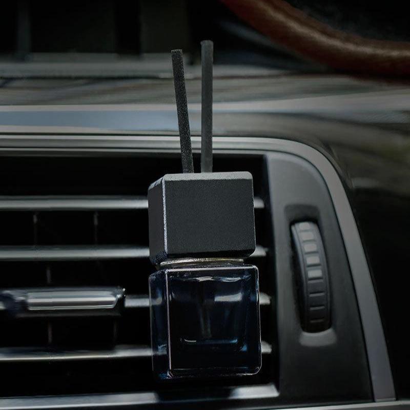 ★ ▲ 1個入り 車用装飾 正方形 車載ガラスボトル 芳香剤 - Diffuser Necklace Locket のレビューと価格