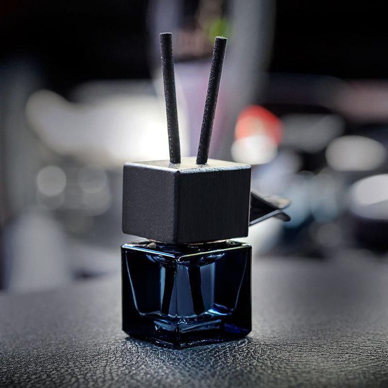 ★ ▲ 1個入り 車用装飾 正方形 車載ガラスボトル 芳香剤 - Diffuser Necklace Locket のレビューと価格