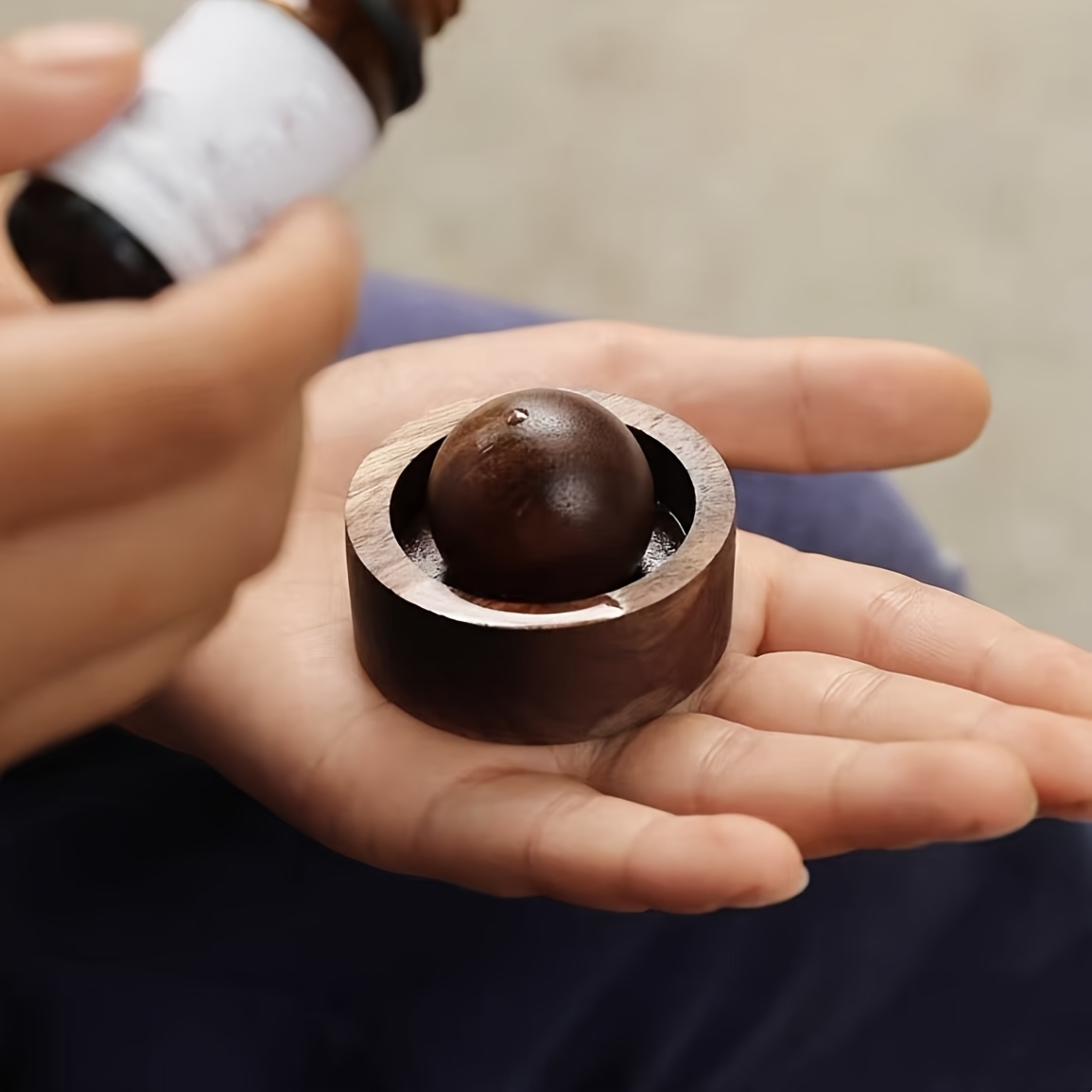 車＆家庭用エッセンシャルオイルディフューザー - 木製ミニキ - Home Fragrance H&M のレビューと価格