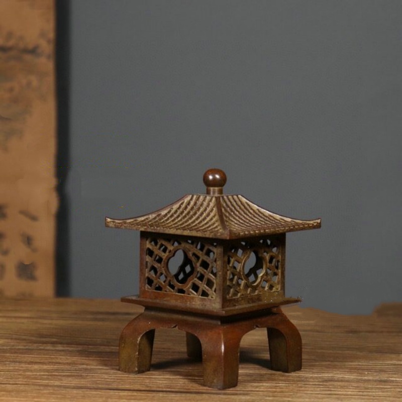 アンティーク銅製中空宮殿ランプタワー香炉四足香炉家庭茶道卓上 - Home Fragrance Lamp のレビューと価格